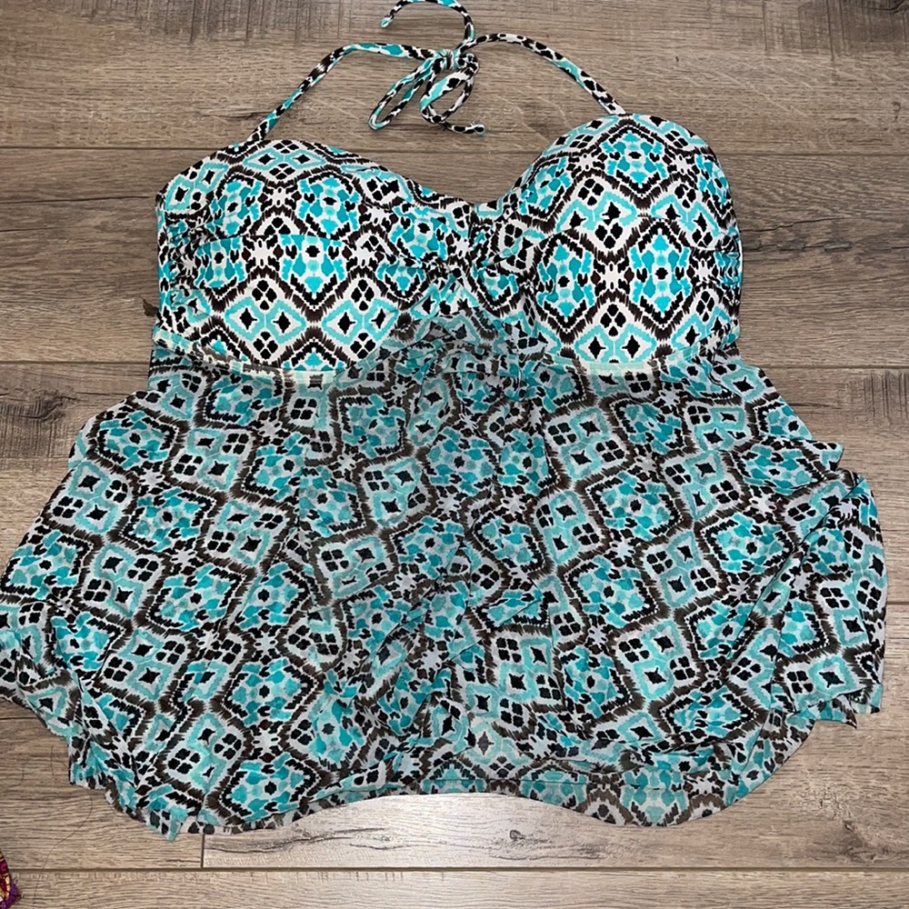 Merona swimsuit top 4/$20